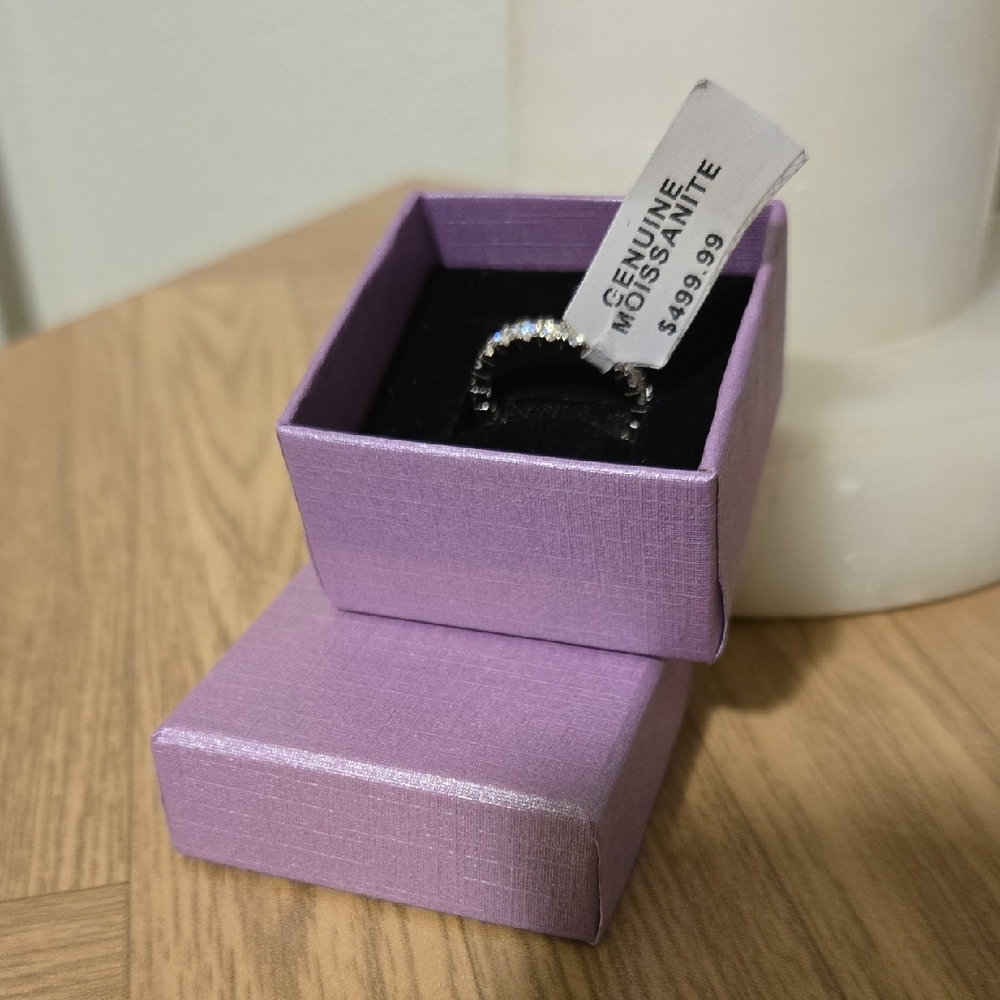 Genuine Moissanite Band